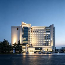 潍坊富华大酒店(B座)