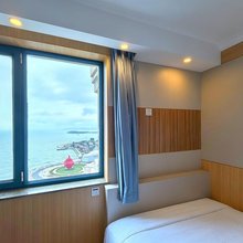 金都海景民宿(五四广场奥帆中心店)