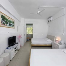 三亚东宏家庭民宿(旺豪超市汽车站店)