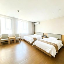 轻歇闲居宾馆(德惠住邦城市广场店)