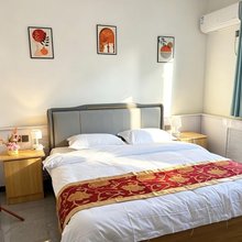 名龙居民宿(伊宁机场火车站店)