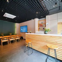 登巴客栈(上海新国际博览中心店)