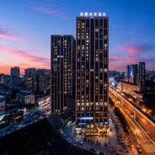 丽斯未来酒店(芜湖中山路步行街八佰伴店)