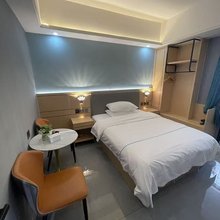 沐云·轻公寓(汕头高铁站大悦海纳天地店)