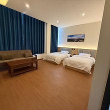 然夏民宿(格尔登寺院店)