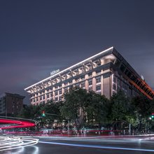 西安城墙希尔顿酒店