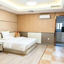乐众互娱公寓(韶关百年东街风采楼店)