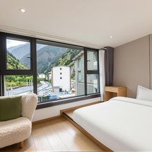 速8优选酒店(毕棚沟理小路店)