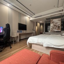 TCX曜弈争锋电竞民宿(肇庆四会大旺广场店)