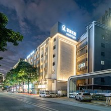 深圳初遇轻居(清湖地铁站龙华汽车站店)