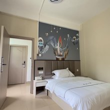 珠海鑫欣公寓(珠海金湾机场店)