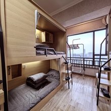 三只小熊青年旅舍(339电视塔店)
