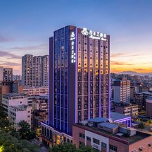白玉兰酒店(吉安人民广场天虹店)