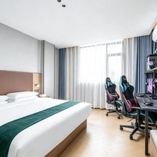 ONR山海入梦电竞民宿(潮汕高铁站店)