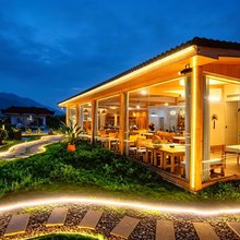 风隐天骄酒店(都江堰景区南桥店)