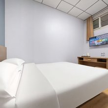 华悦酒店(济南趵突泉大明湖店)