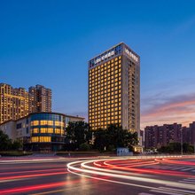 柏纳酒店(泰安封禅大典方特欢乐世界店)