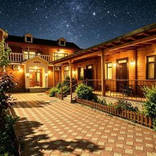 牧川云居丨那水畔·Retreat 秘境山水美宿(那拉提景区店)