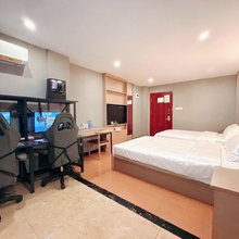 轻叶电竞民宿(梅州梅江嘉应古城店)