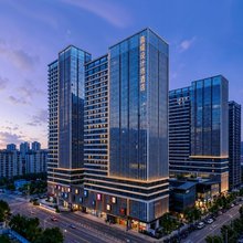 喜缇设计师酒店(龙泉政务中心书房地铁站店)