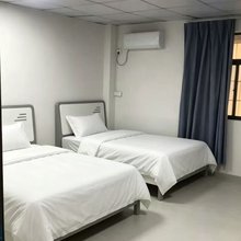 好运佳公寓(银垅小学店)