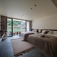 在野·河景Villa轻奢美墅(镇远古城祝圣桥店)