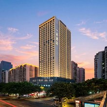 一禾酒店(红旗河沟地铁站店)