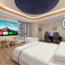 竞悦电竞民宿(保税港店)