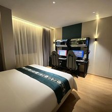 西安星辰电竞酒店(西安文理学院甘家寨地铁站店)