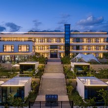 山谷秘境·NaratManor|日落山景度假美宿(那拉提镇店)