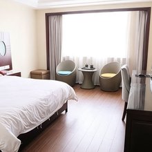 德宏大酒店(华容中心汽车站店)