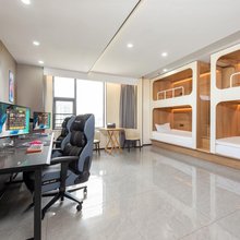 缇米电竞酒店(盐城师范学院通榆校区高铁站店)