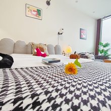 日禾自助影音民宿(嵊州吾悦广场店)
