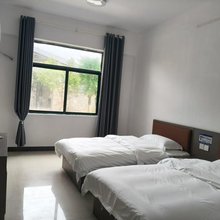 好睡房民宿(兴国服务区泉南高速南宁方向店)