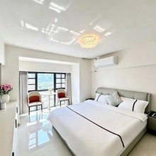 宜宾栖栈休闲民宿(高铁西站店)