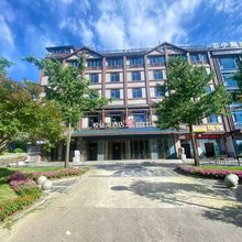 悦仙湖酒店(通山九宫山景区店)