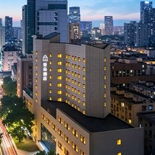 南京新街口王府大街亚朵酒店