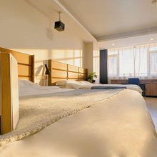 忆家·云鼎华居公寓(丹东天赐未来城店)