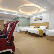 漫舟·电竞酒店(玉溪站店)