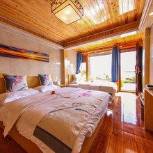 泸沽湖湖畔居精品客栈