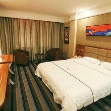 济源英皇时尚酒店