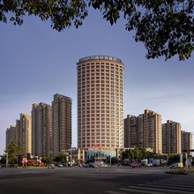 湖州六维中央酒店(织里吾悦广场童装城店)