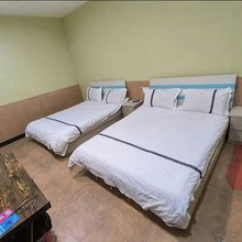 鸿运精品住宿(亿裕街店)