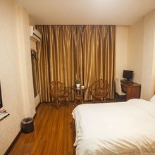 肥西坚森假日酒店(三河古镇景区店)