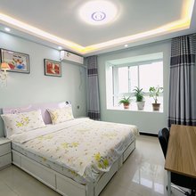 万方公寓(郑州工商学院店)