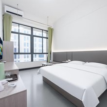 舒栖轻奢公寓(夏港地铁站店)