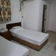 江门群华旅店
