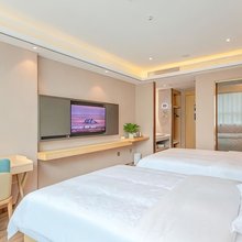 南县亚菲·轻奢酒店