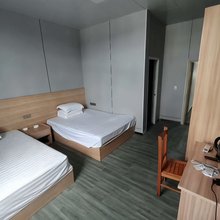 宜春容飞旅馆