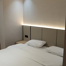 美家快捷酒店(保定白沟和道国际箱包城五一路店)
